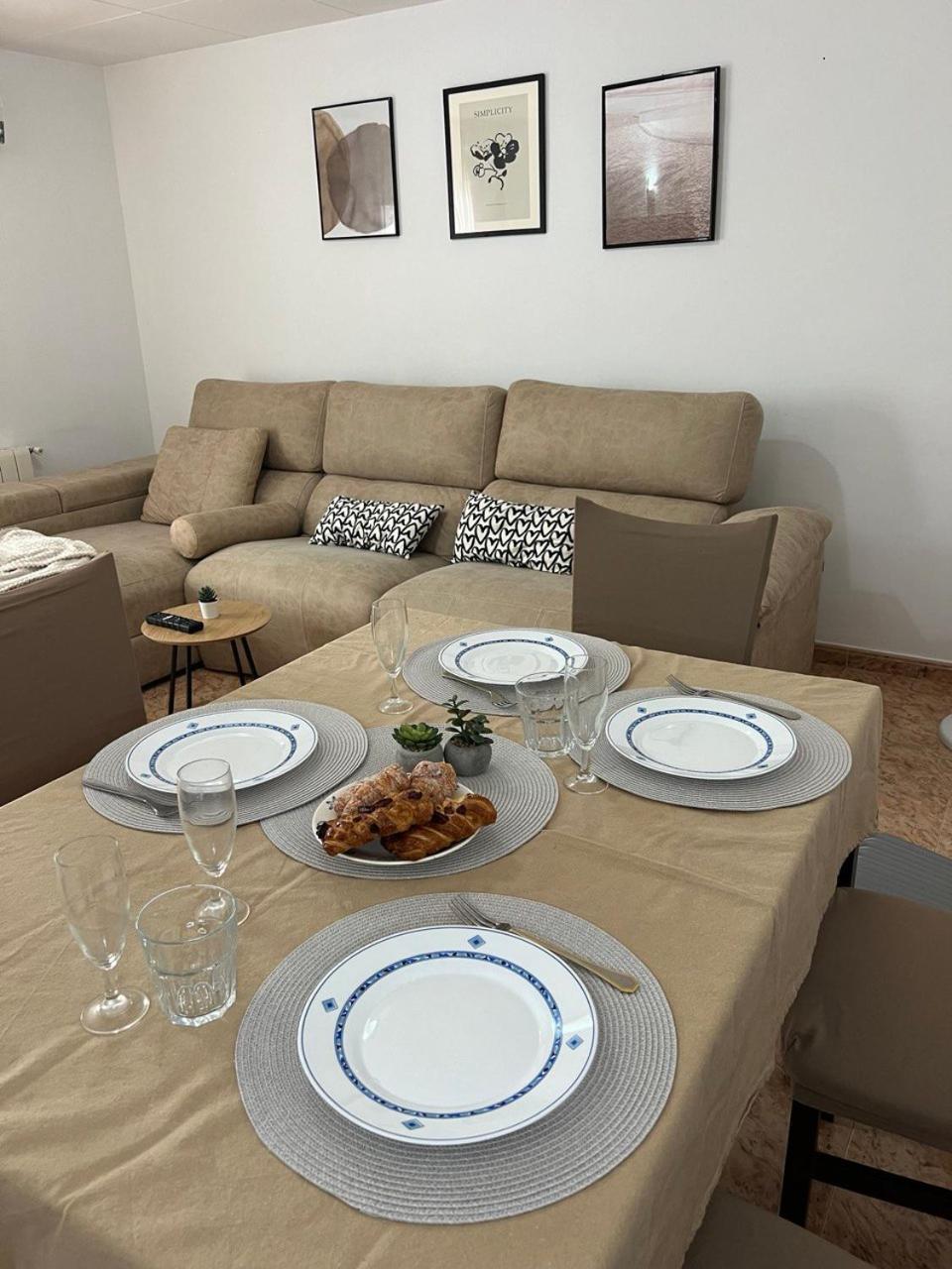 Piso Ideal Para Una Familia Ubicado Cerca Del Mar Blanes Exteriér fotografie